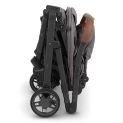 UPPAbaby Minu V2 Buggy Greyson Charcoal Melange -Baby Life Verkauf minu22 gry folded latch 3586x4903 5ae7b13